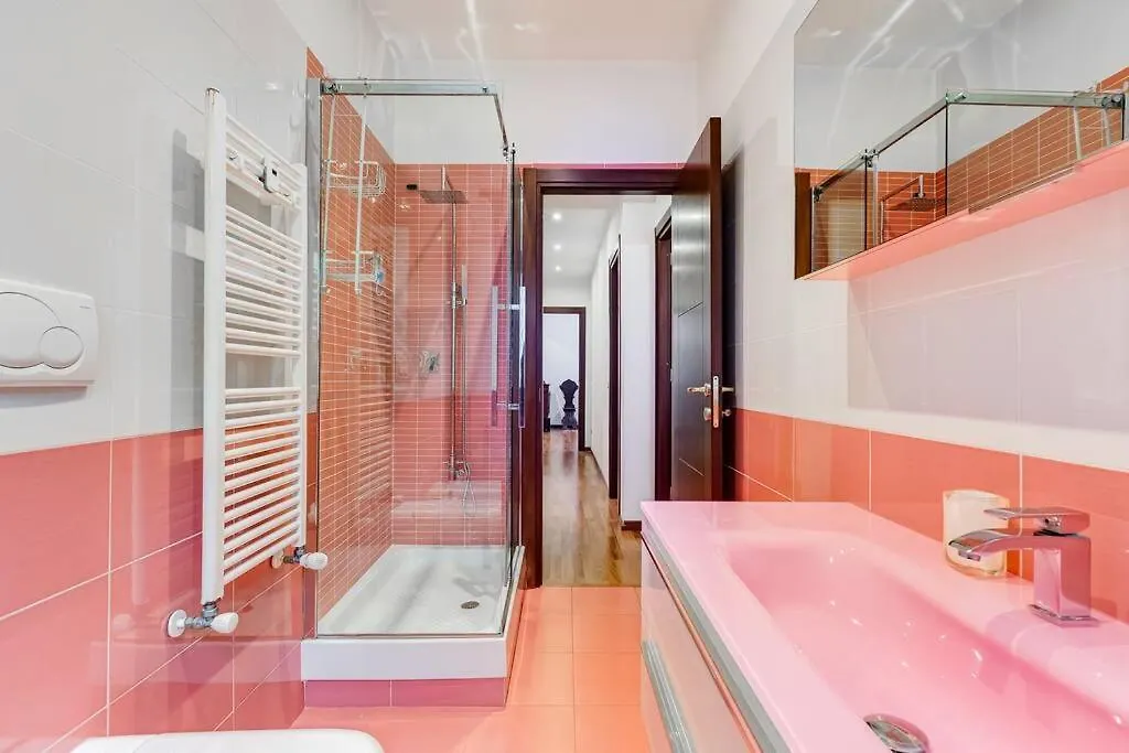 Exclusive Apartment In Eur Lake Рим
