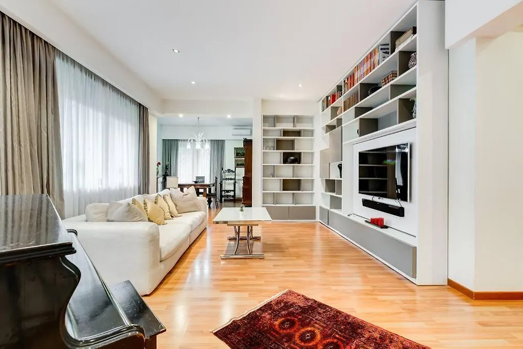 Exclusive Apartment In Eur Lake Rome 0*,  Italy